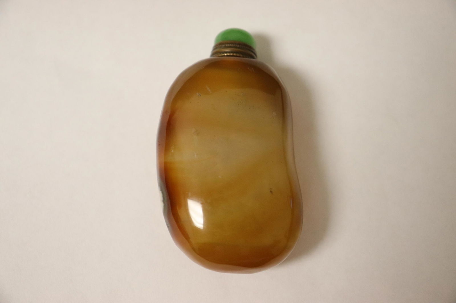 Unusual pebble agate carved snuff bottle (1 of 10)