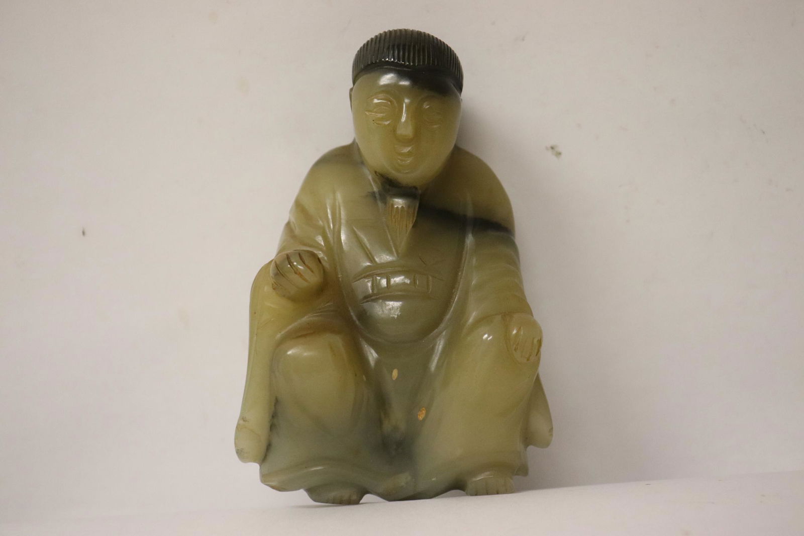 Chinese vintage light green jade carved deity (1 of 10)