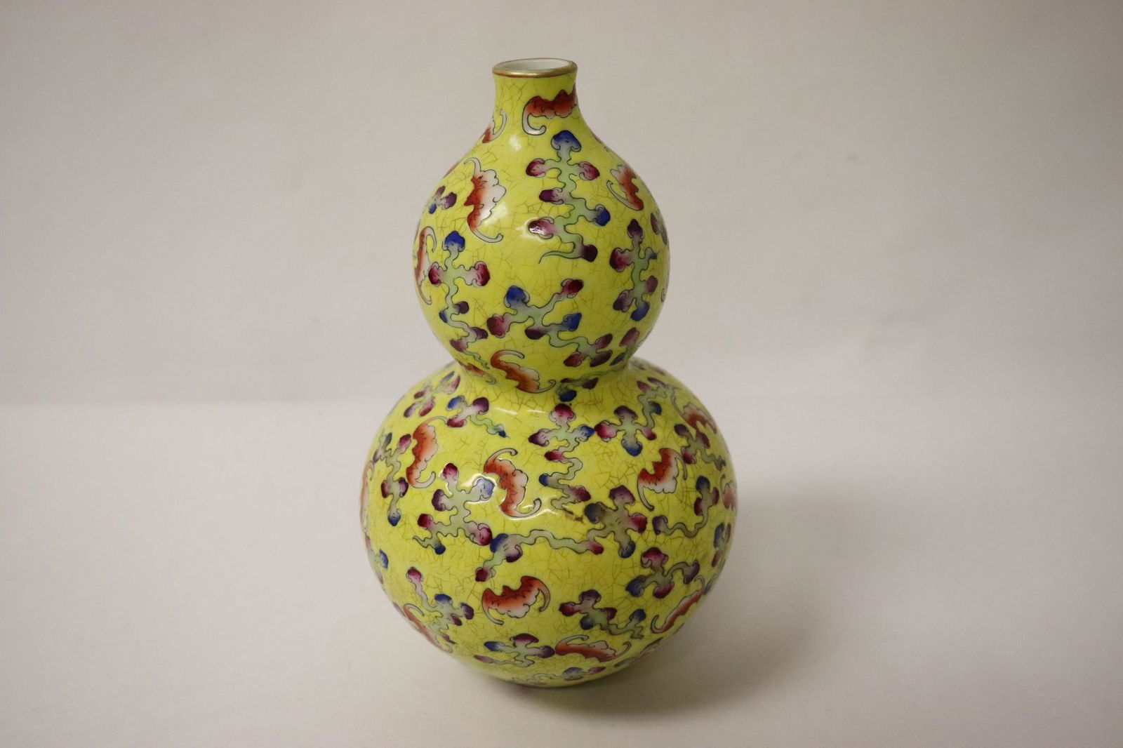 famille rose gourd shape vase (1 of 10)