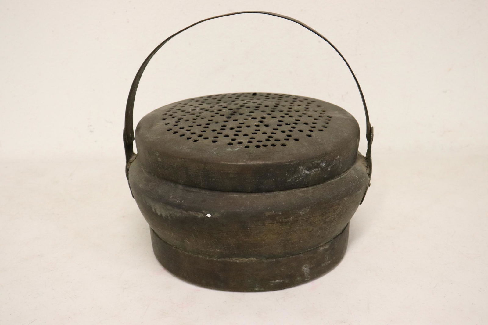 Large Chinese antique bronze handled censer: Large Chinese antique bronze handled censer, 10.4"Hx10"dia