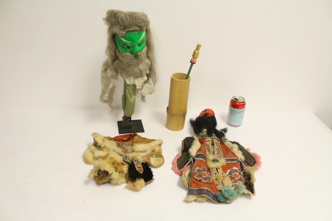 2 Chinese antique puppets: 2 Chinese antique puppets