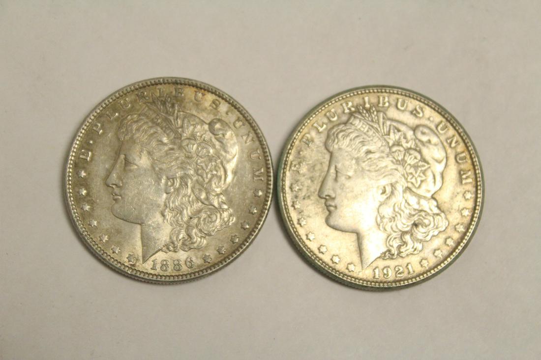 2 fine condition Morgan silver dollar (1 of 7)