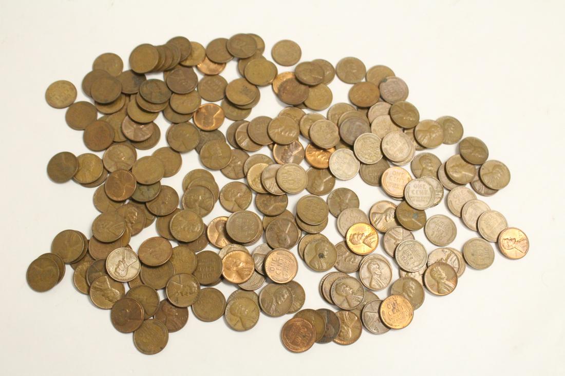 Approx. 200 Lincoln wheat pennies (1 of 10)