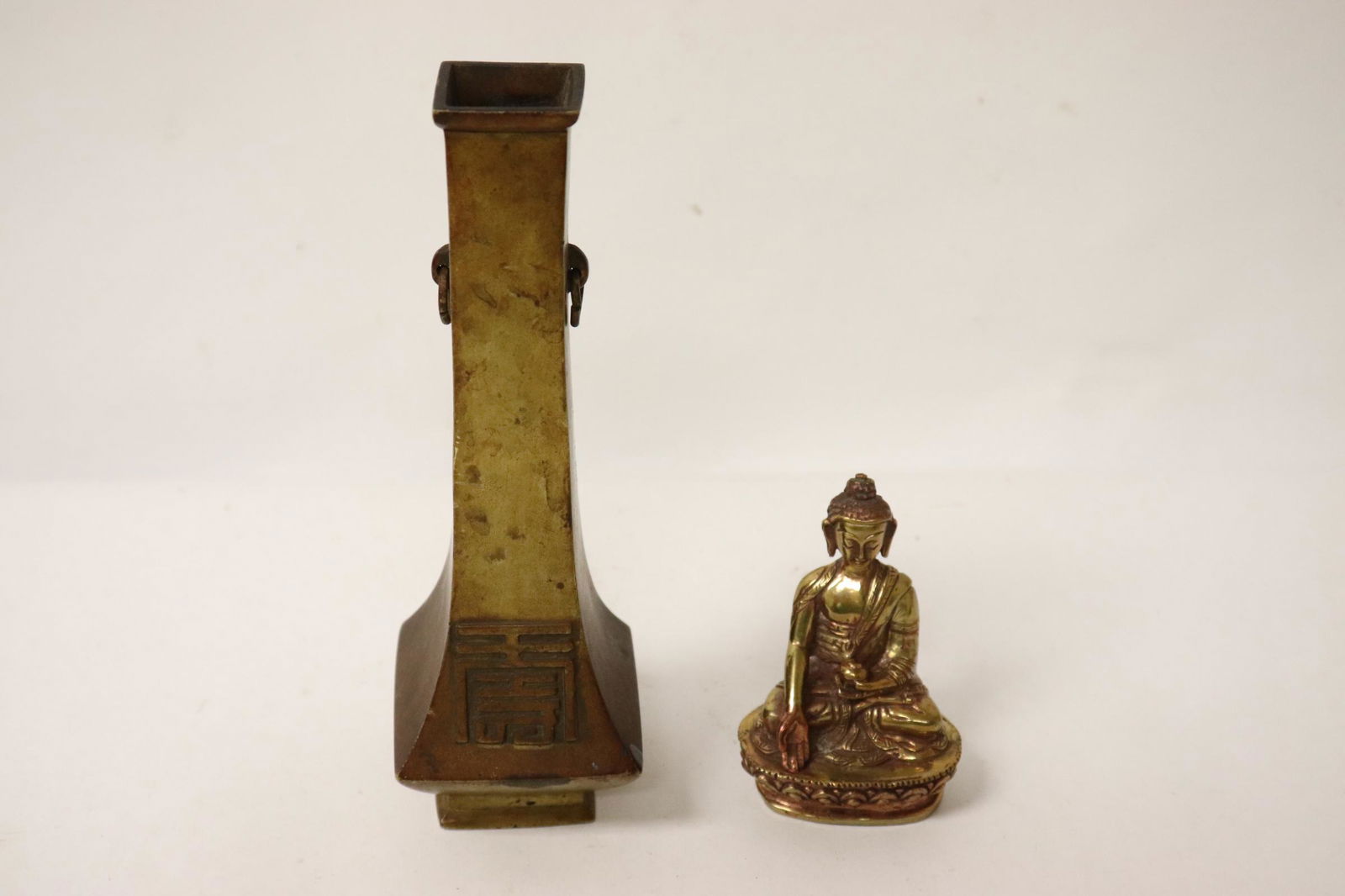 2 Chinese small bronze pieces (1 of 10)