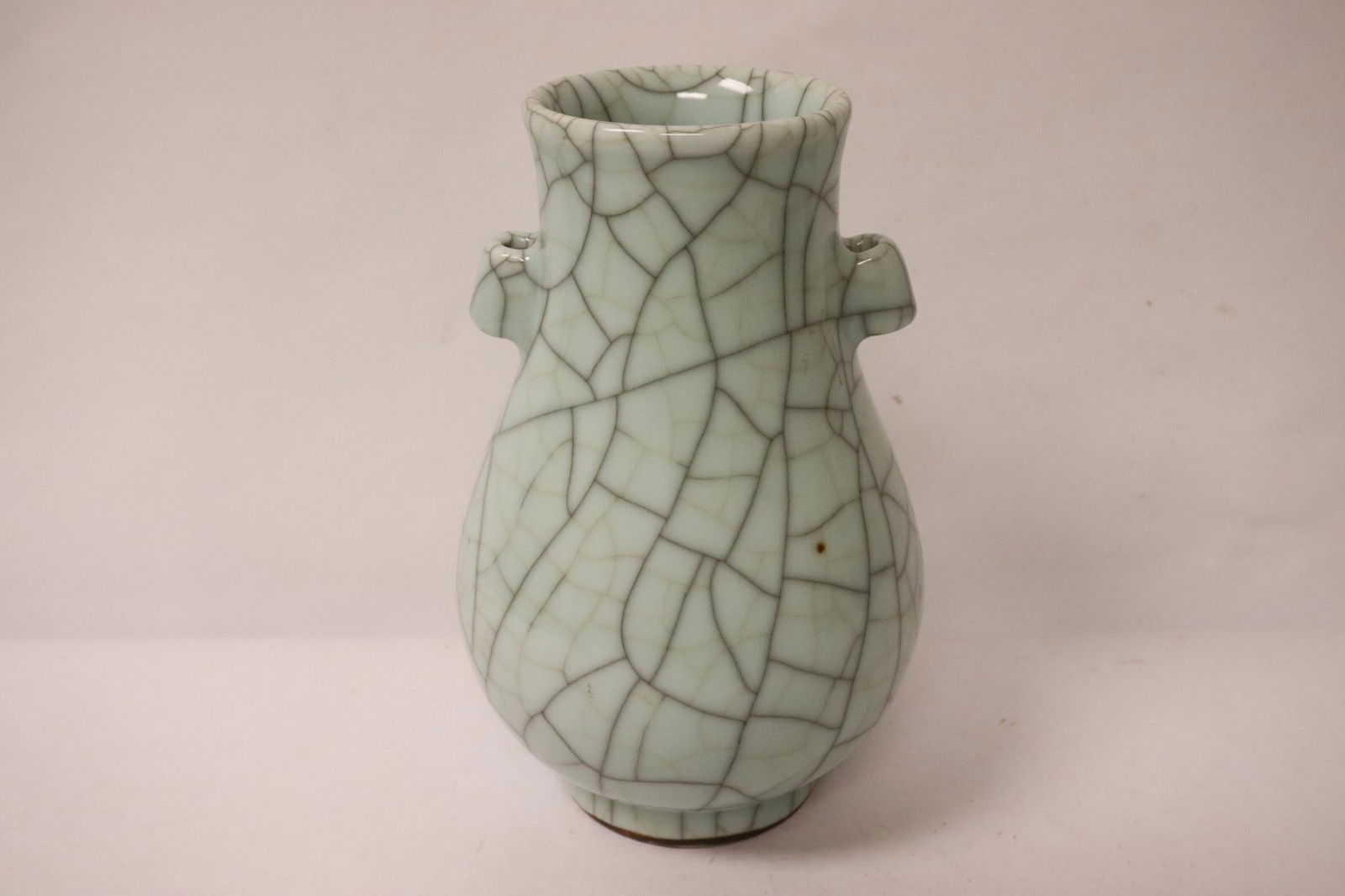 Chinese Song style crackleware vase (1 of 10)