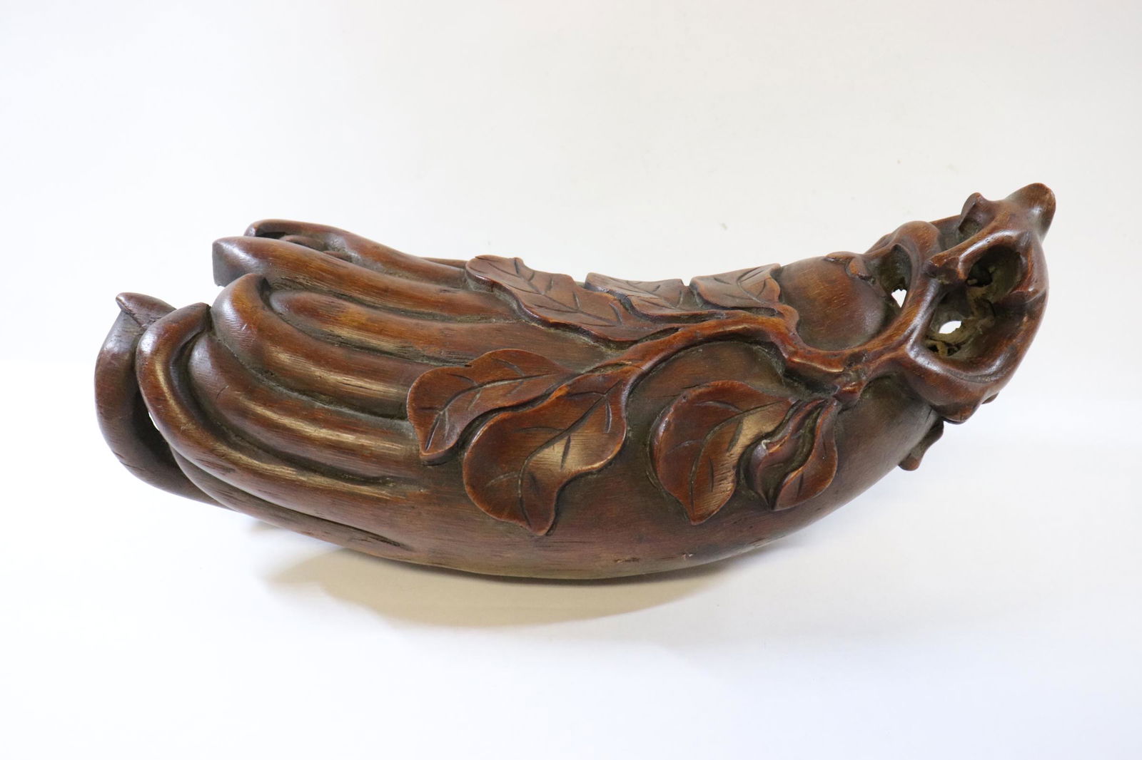 Antique Chinese bamboo root carved Buddha's hand (1 of 9)