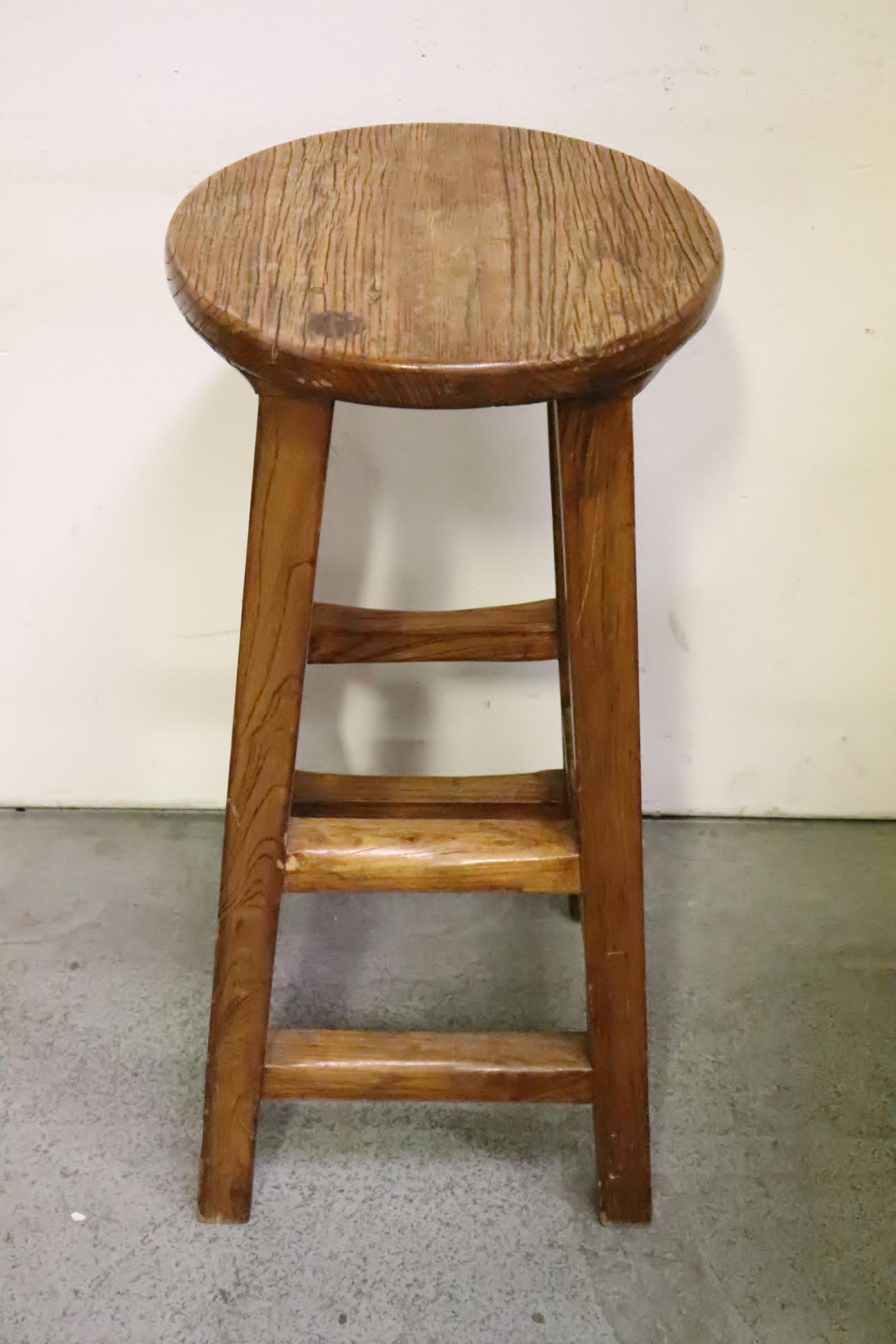 Antique Chinese stool: Antique Chinese stool, 31.5"Hx15"dia