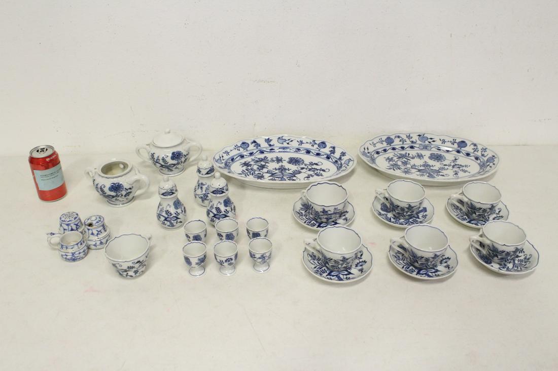 Lot of blue Danube china (1 of 10)