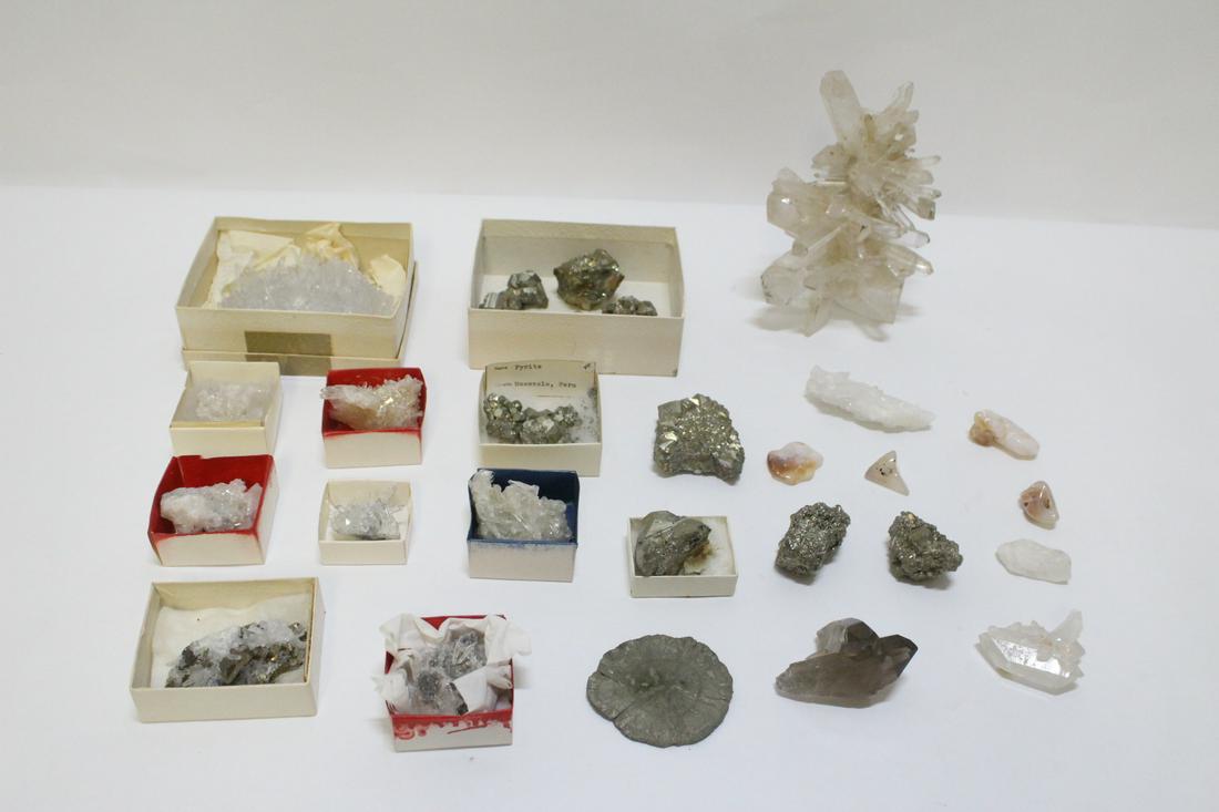 Lot of mineral specimen (1 of 10)
