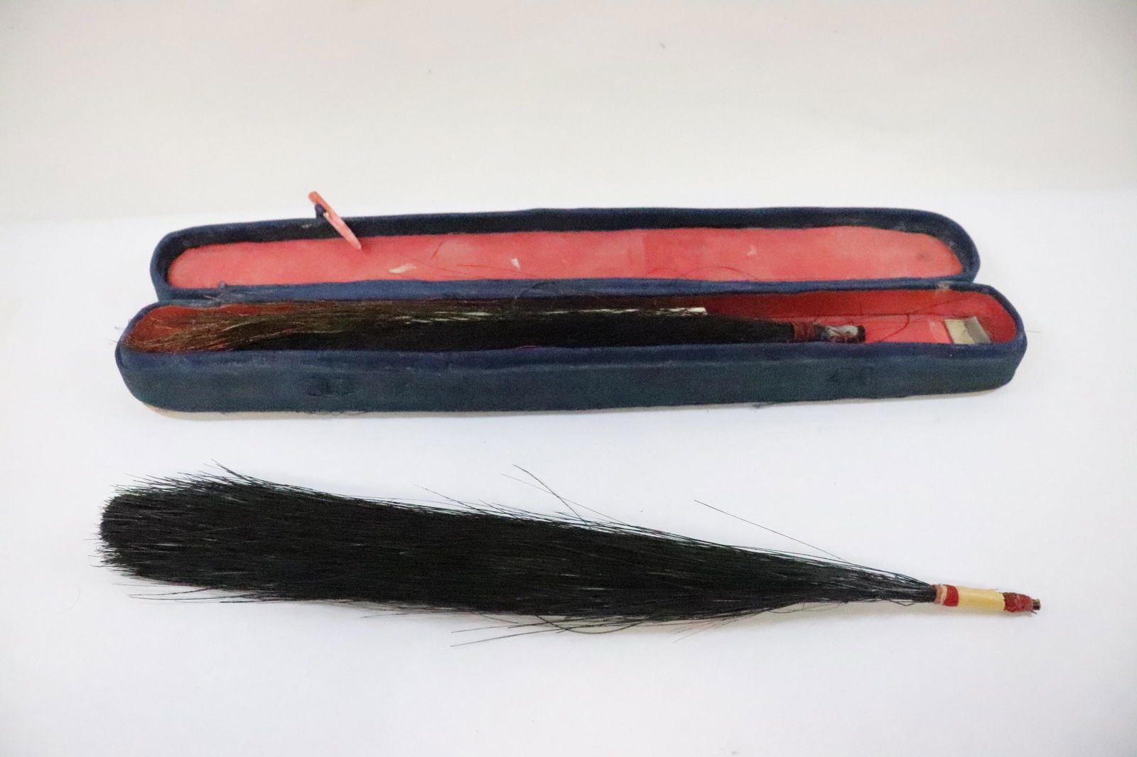 2 rare Chinese vintage hat feather ornaments (1 of 9)