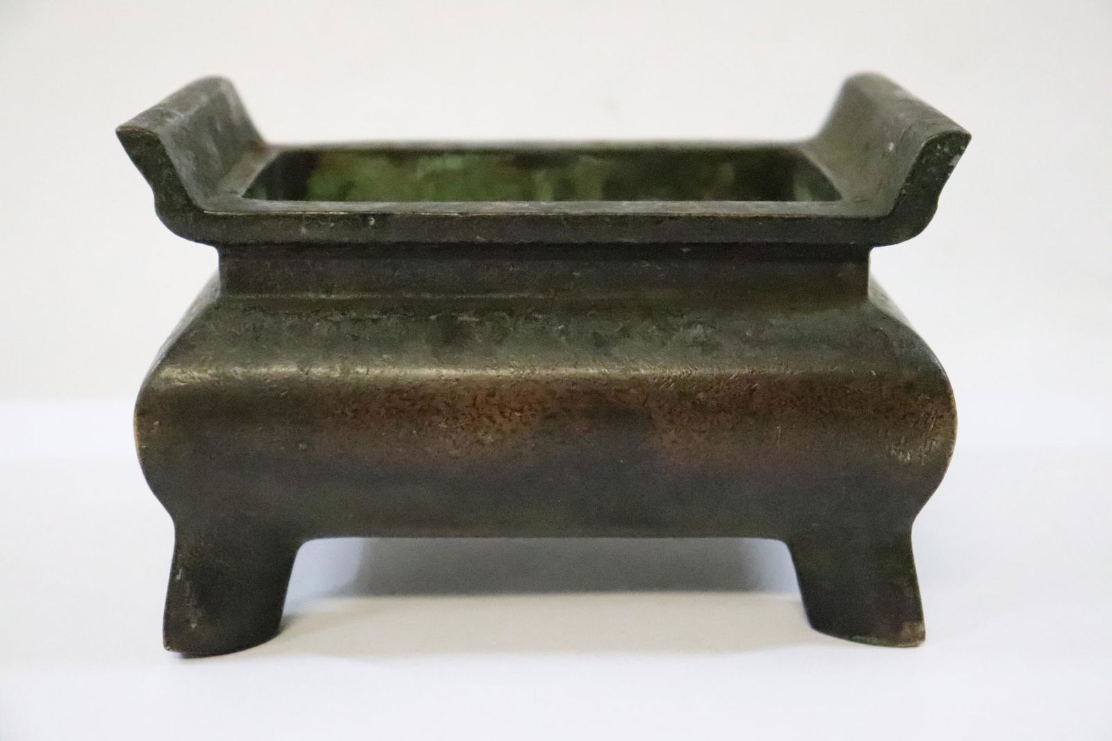 Chinese rectangular bronze censer (1 of 8)