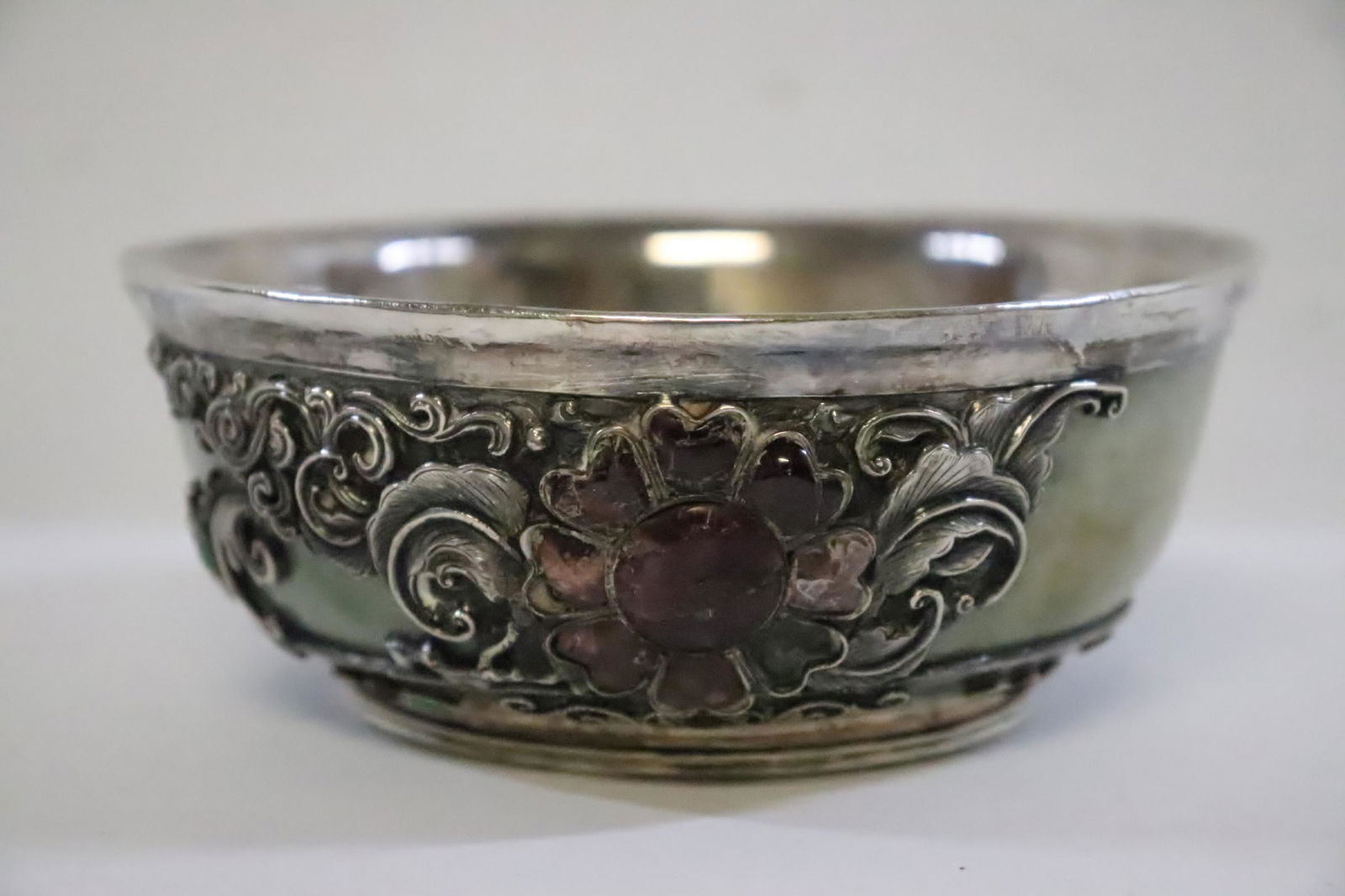 Chinese 19th century silver mount jadeite bowl (1 of 10)