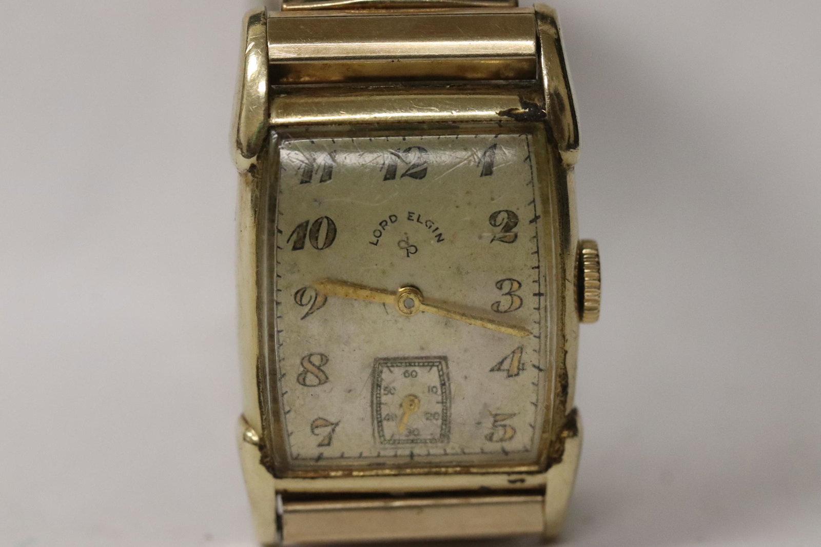 Vintage Lord Elgin wrist watch: Vintage Lord Elgin wrist watch, it ticking but we do not guarantee it will keep accurate time