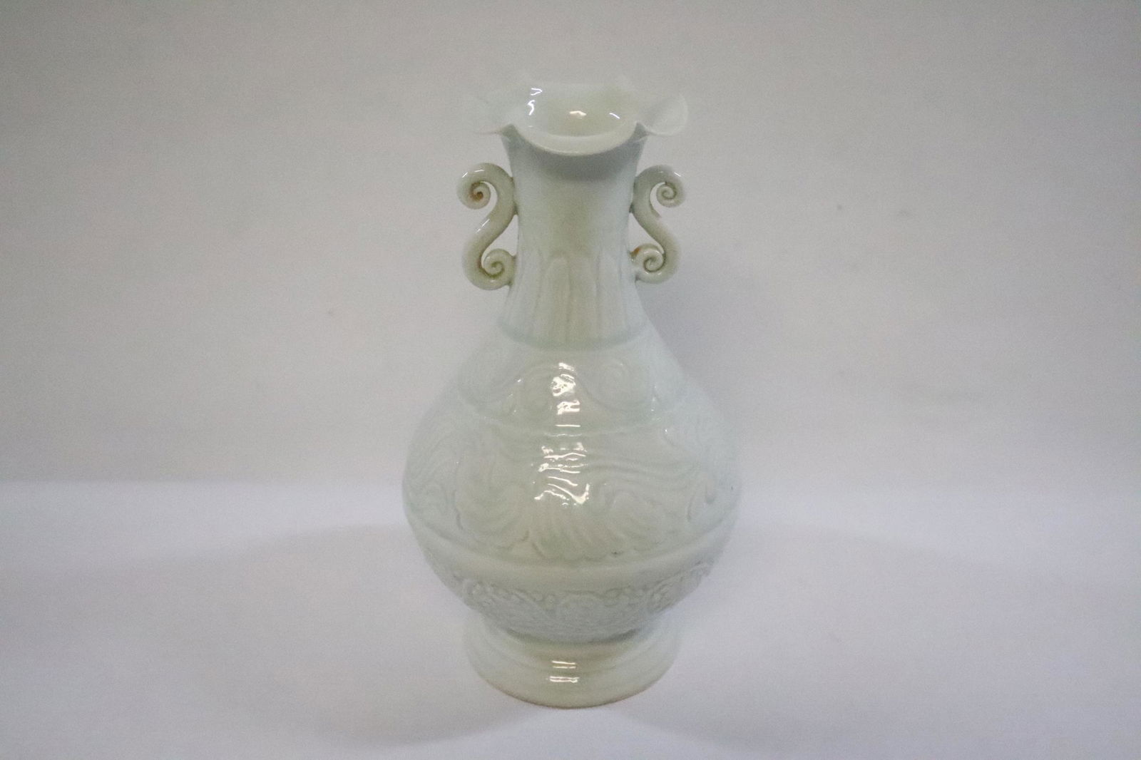 Chinese Song style light celadon porcelain vase (1 of 11)