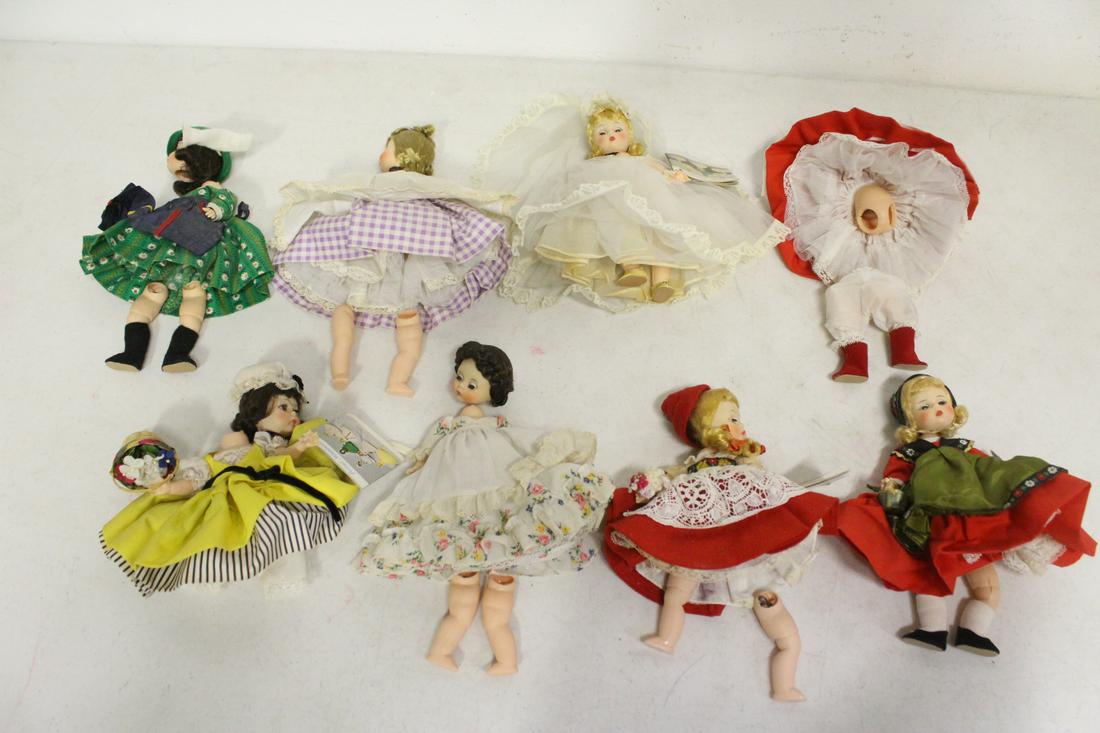 8 vintage Madame Alexander dolls: 8 vintage Madame Alexander dolls, need assemble
