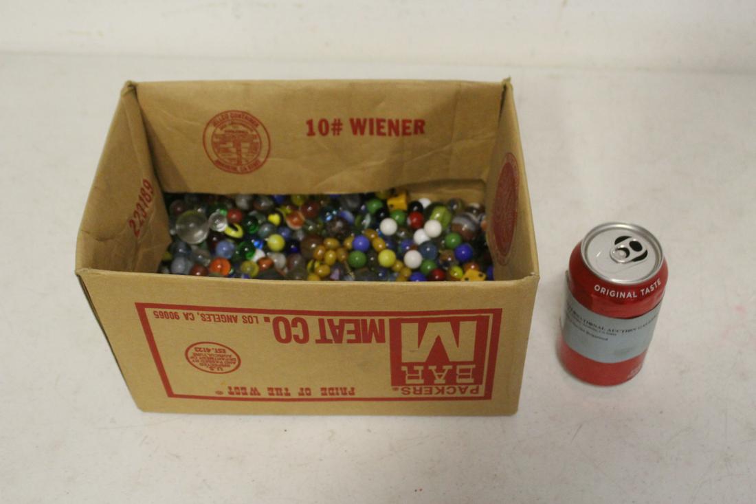 Lot of vintage marbles: Lot of vintage marbles