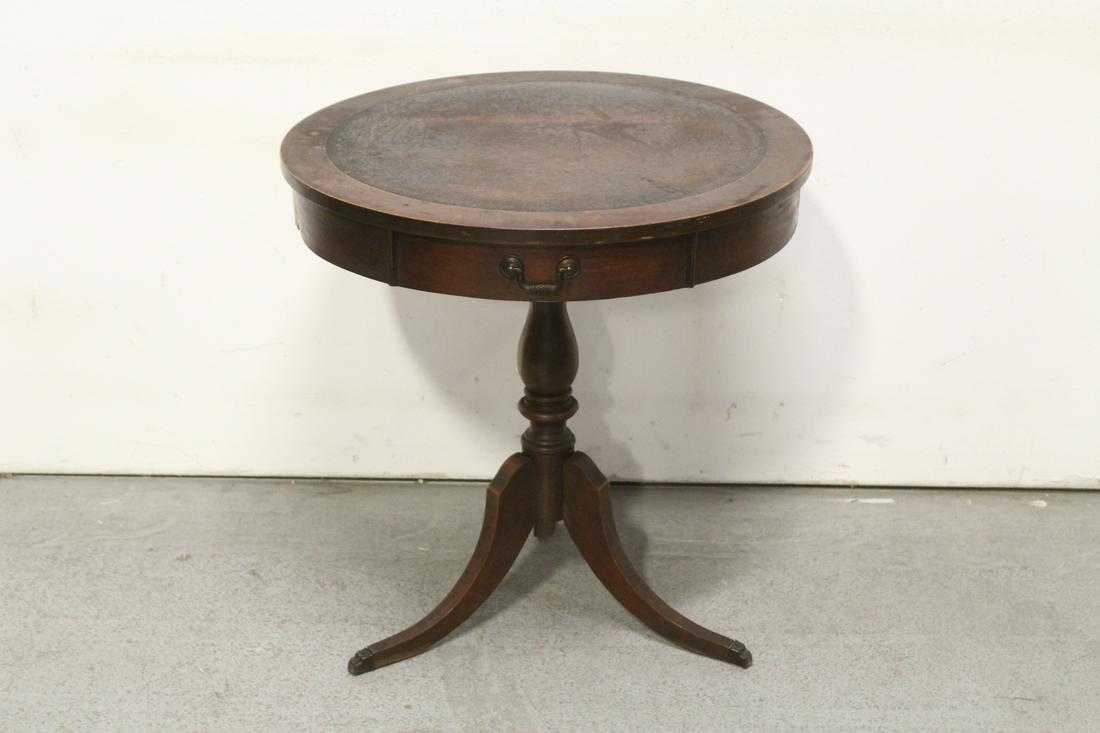 Leather top drum table, leather dry on top: Leather top drum table, leather dry on top, 27"Hx26"dia