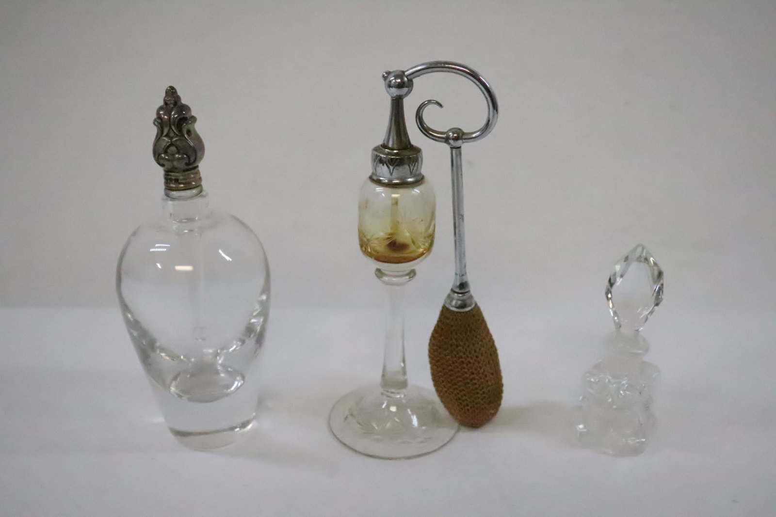 3 vintage perfume bottles (1 of 10)
