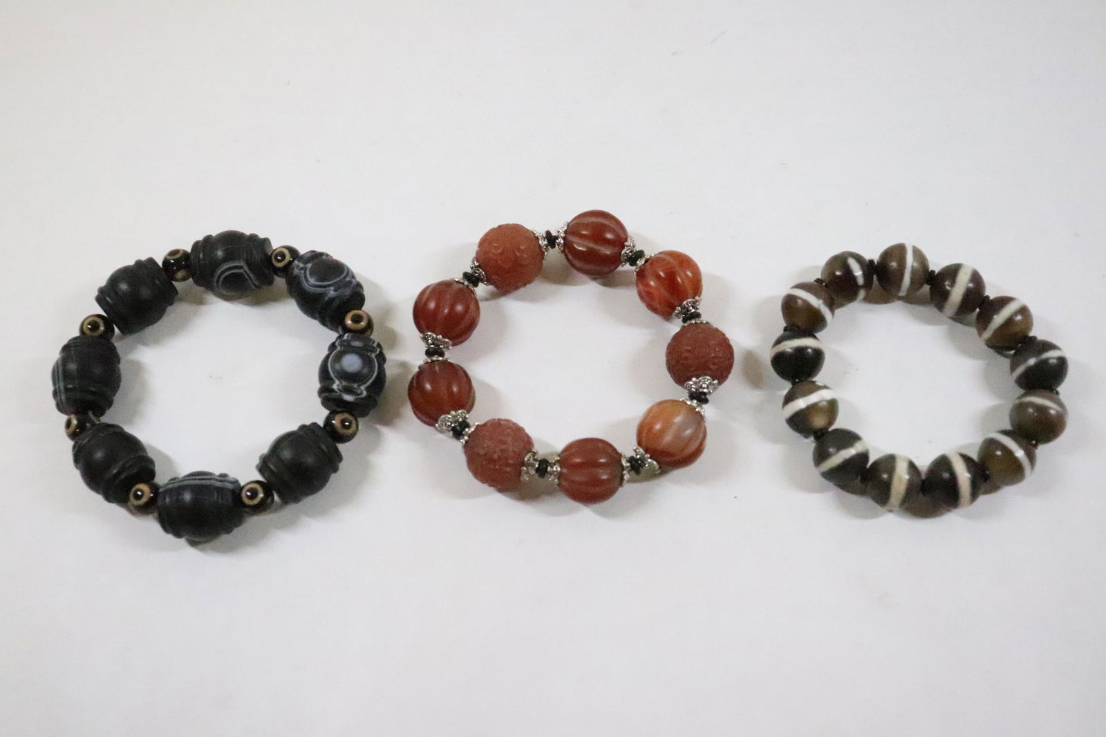 3 Peking glass bead bracelet (1 of 10)