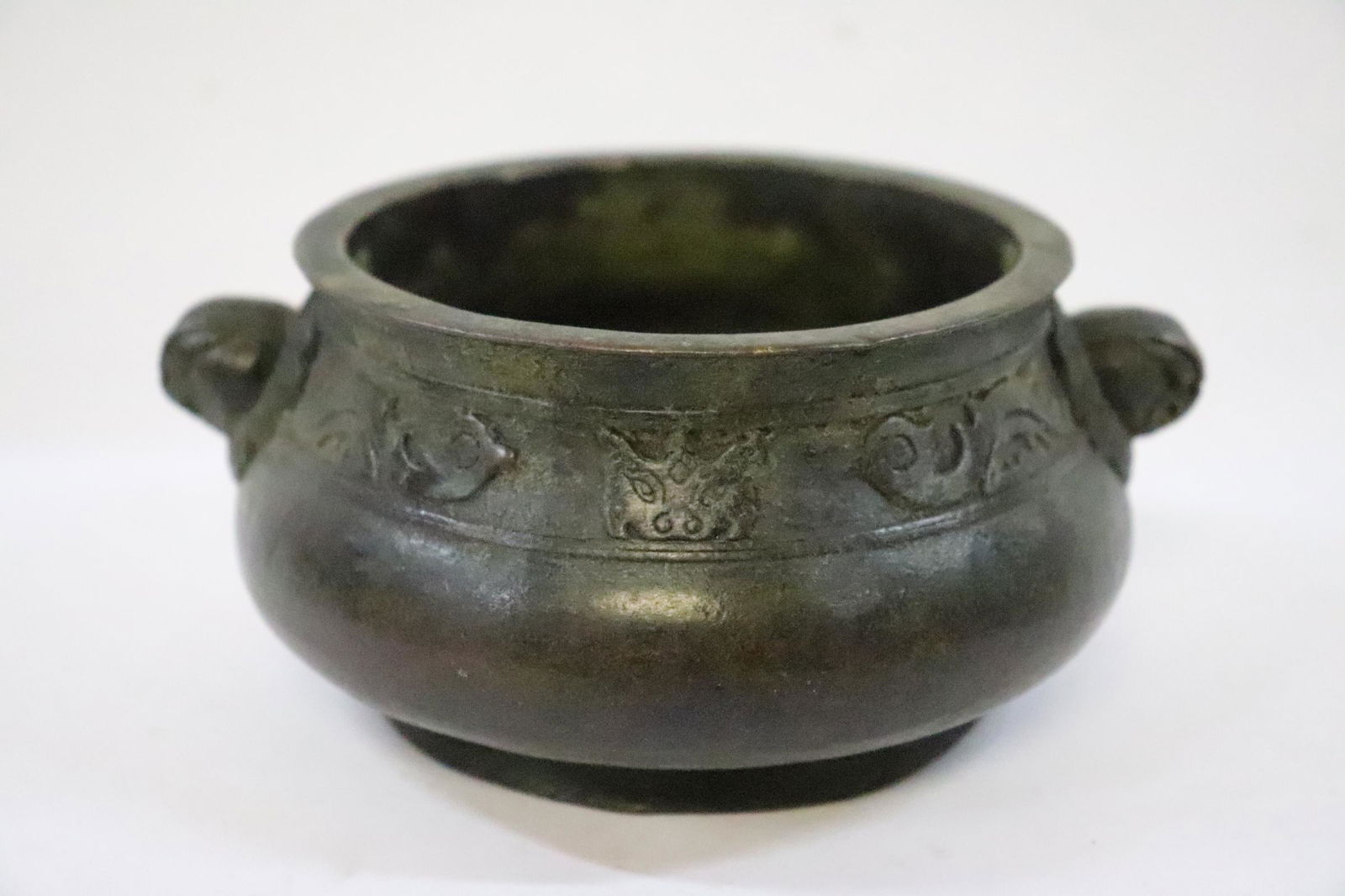 Chinese bronze open censer (1 of 10)