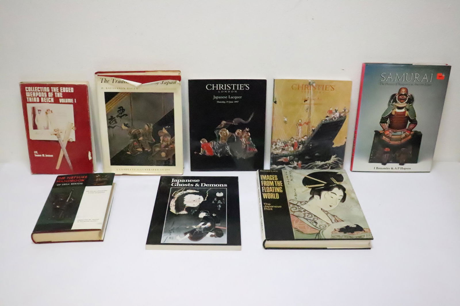 Lot of Japanese antique reference books (1 of 11)