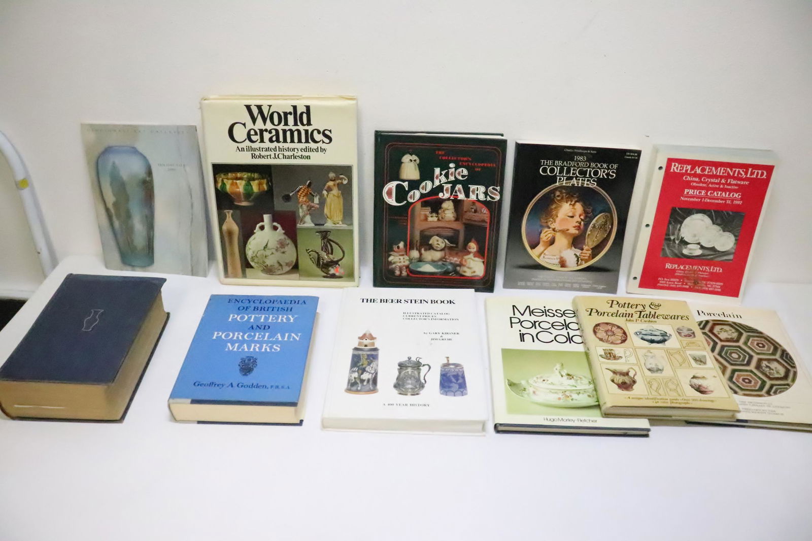 Lot of antique reference books (1 of 10)