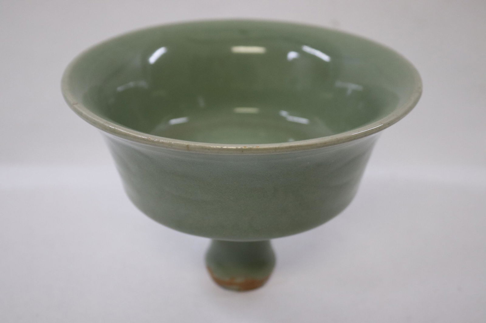 Chinese 16th/17th century celadon stem tea cup: Very unusual Chinese 16th/17th century celadon stem tea cup, possible Ming dynasty, 3.9"Hx5.63"dia