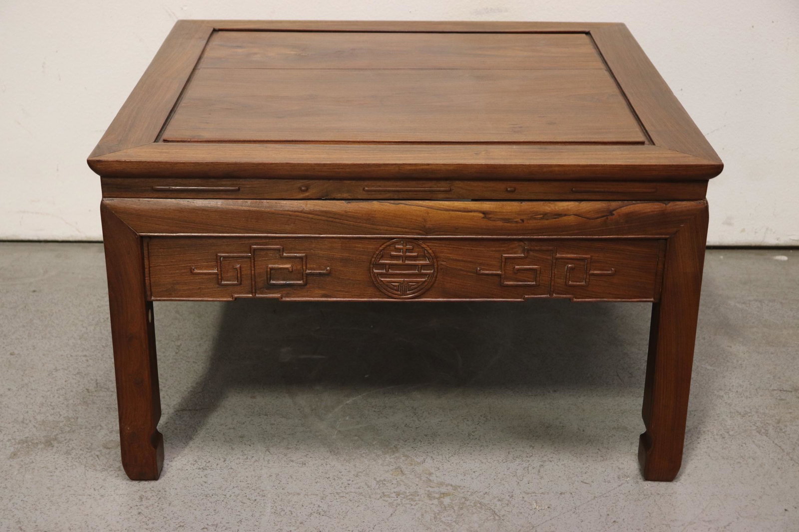 Chinese vintage rosewood rectangular low table: Chinese vintage fine rosewood rectangular low table, 17.9"Hx30"x30"