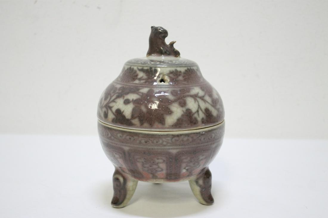 A red and white covered censer: A red and white covered censer (finial tip minor chip), 7.9"Hx5.75"dia