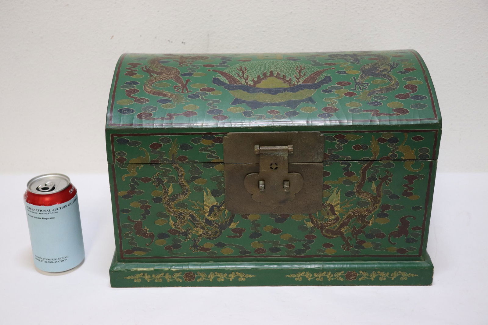 Large Chinese lacquer camel back box: Large Chinese lacquer camel back box, 10.25"Hx16.2"x10.5"