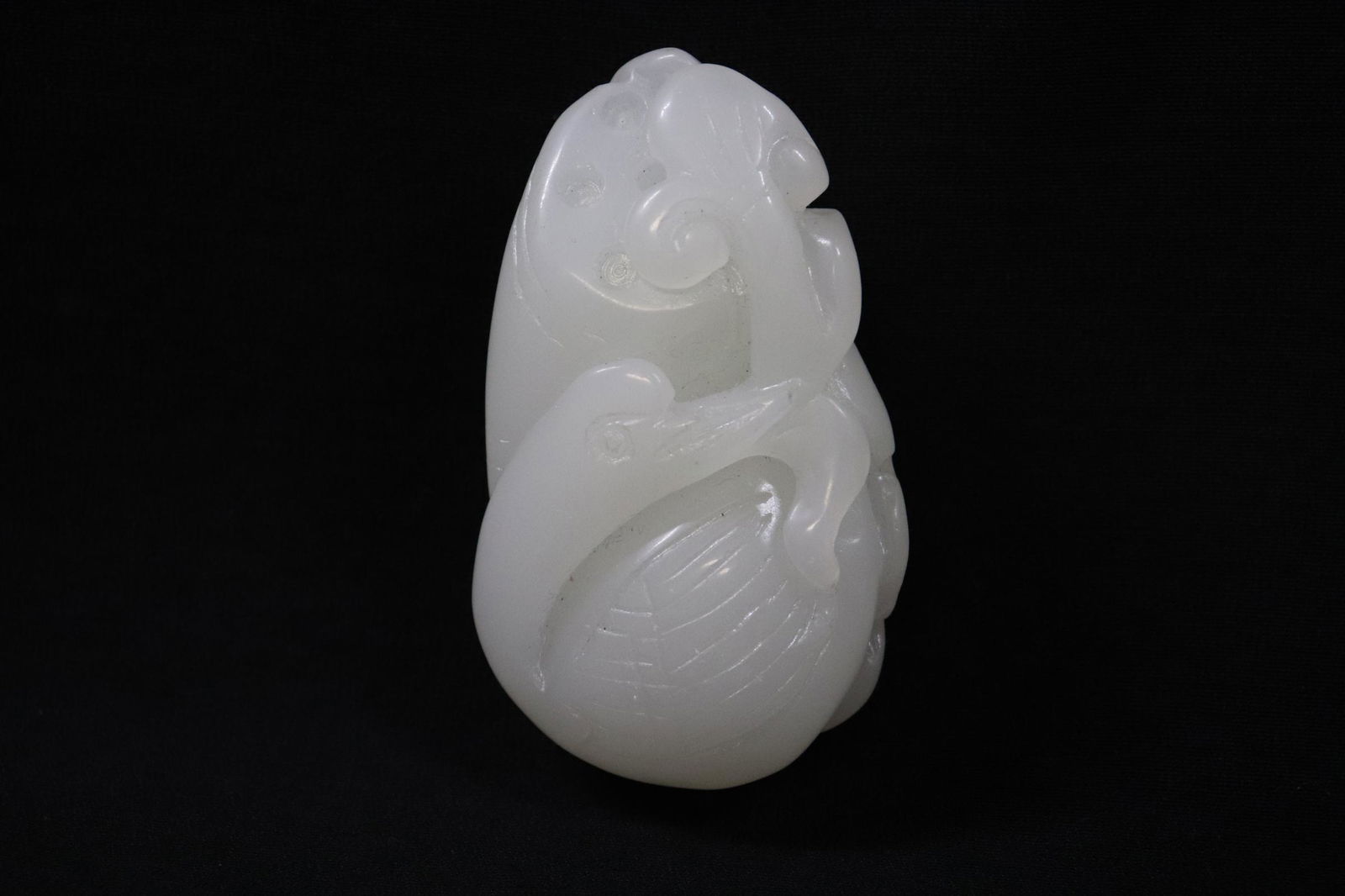 A fine Chinese white jade carved ornament (1 of 9)