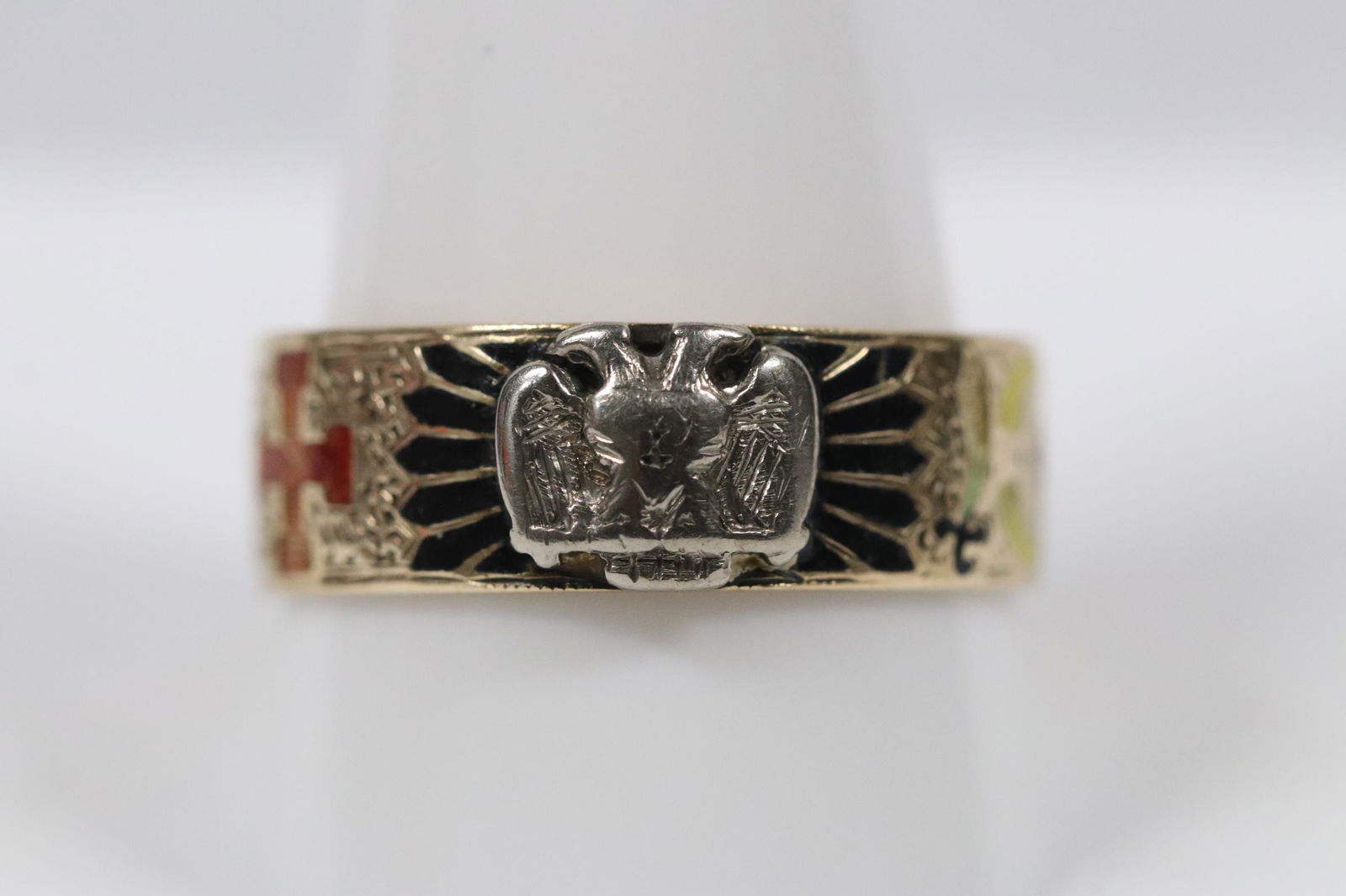 A 14K Y/G Masonic ring(?) (1 of 12)