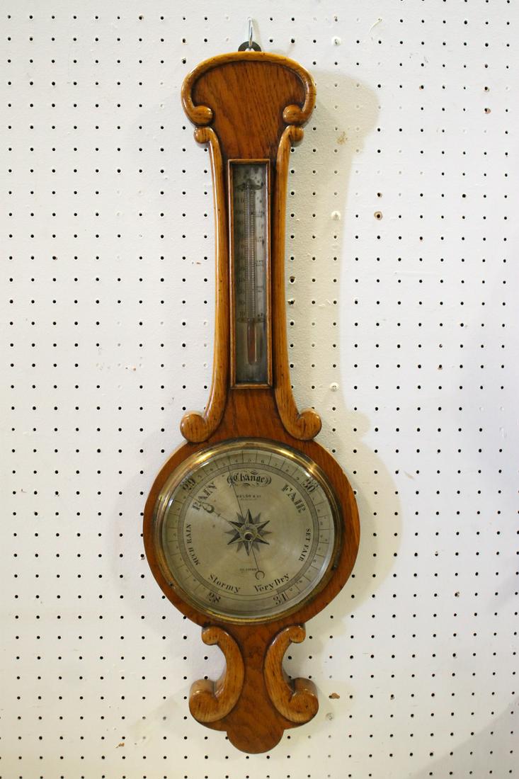 Antique wall hanging thermometer/ barometer (1 of 8)