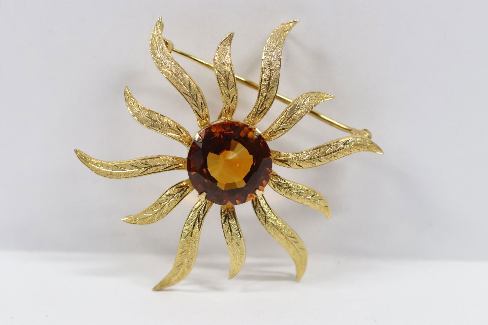 large 14K Y/G brooch with brilliant citrine (1 of 10)