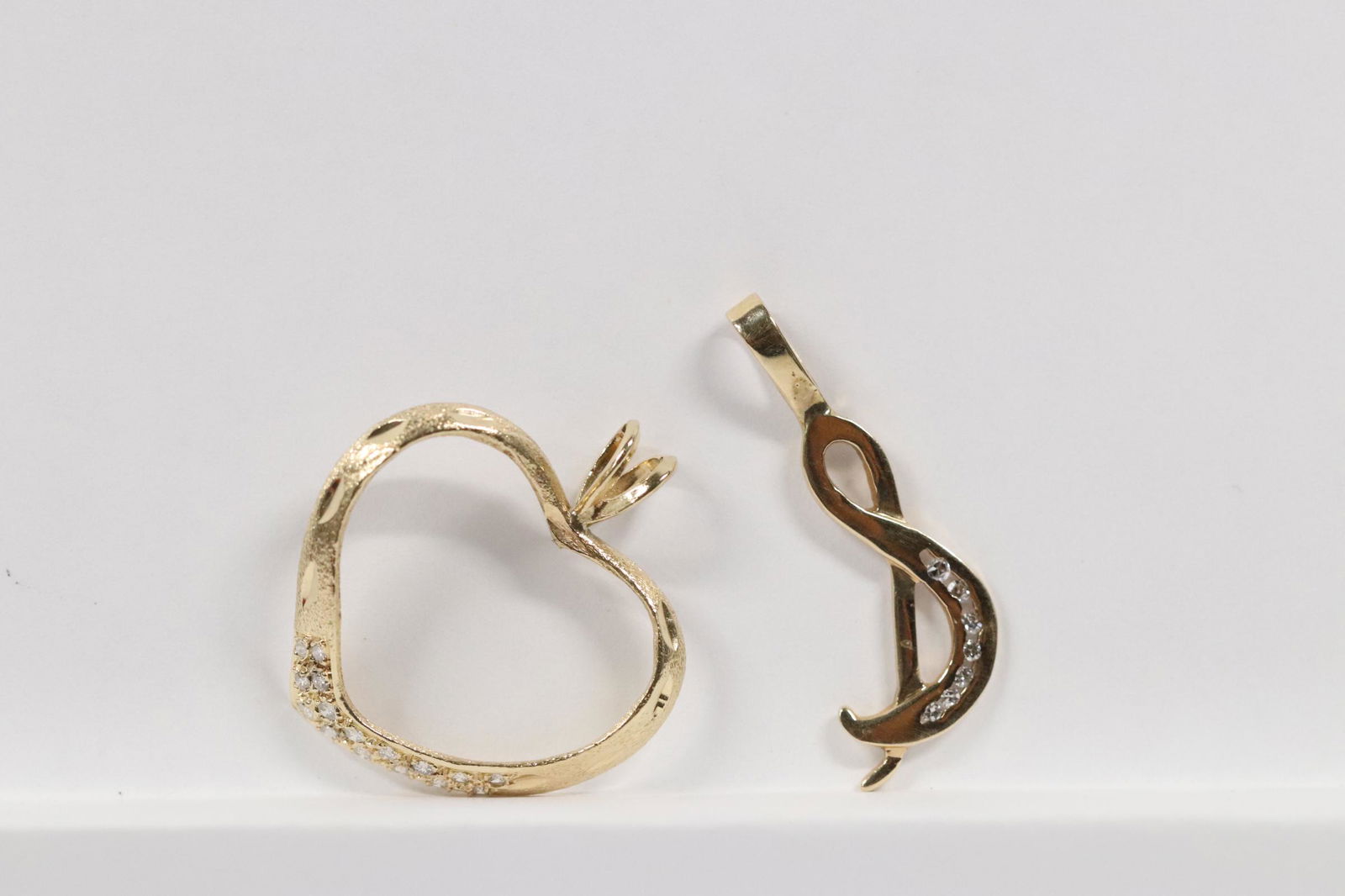 Two 14K Y/G diamond pendant (1 of 12)