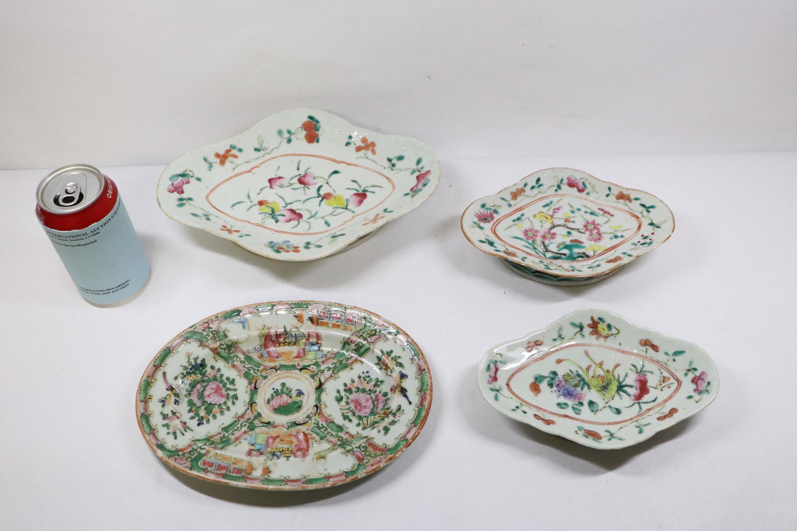 4 Chinese antique porcelain plates: 4 Chinese antique porcelain plates, chips on edge, 1.75"Hx7.4"x5" - 2"Hx10.25"x7.6"