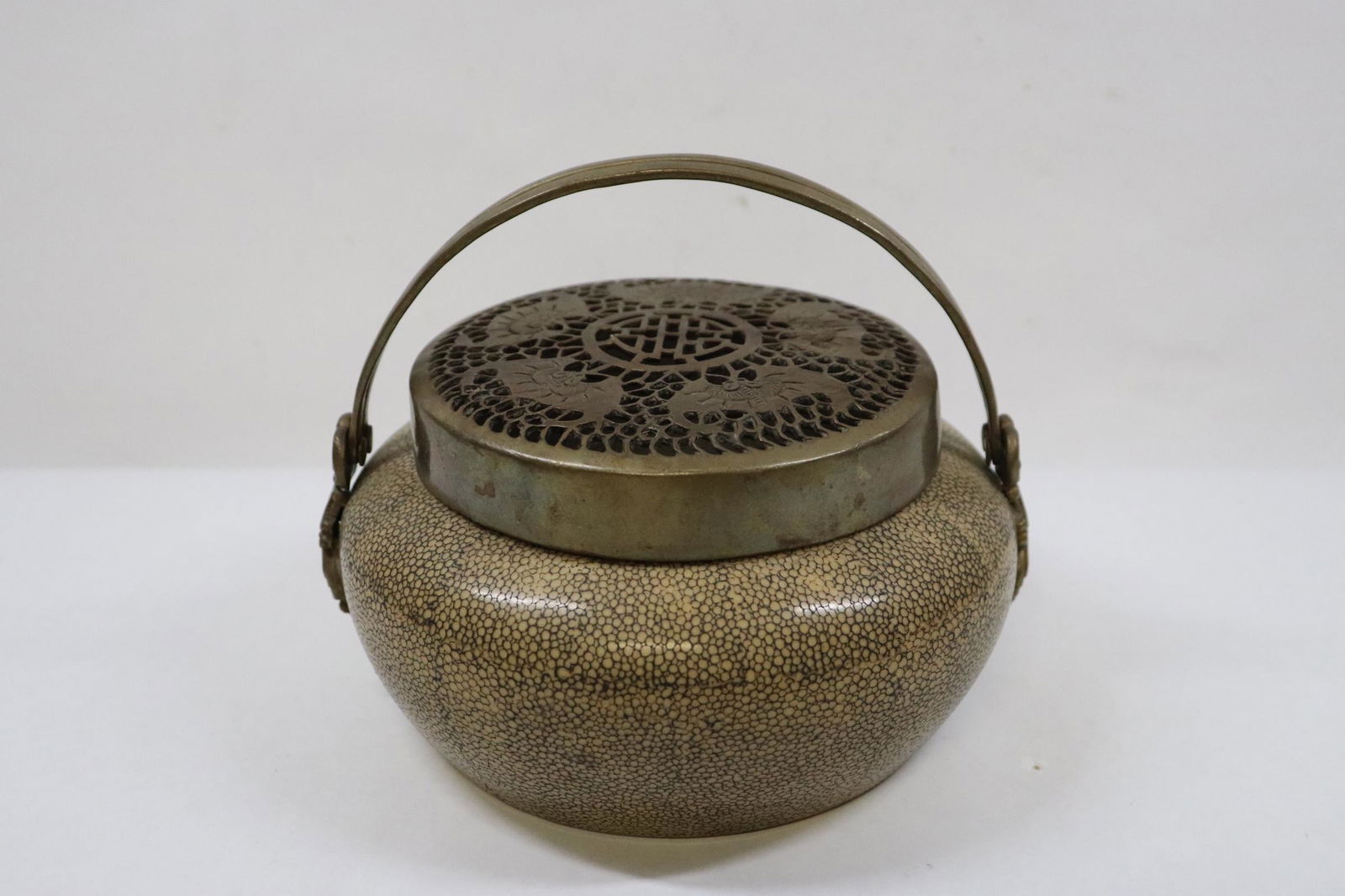Chinese antique white brass hand censer: Chinese antique white brass hand censer, 5.2"Hx6.35"x5.85"