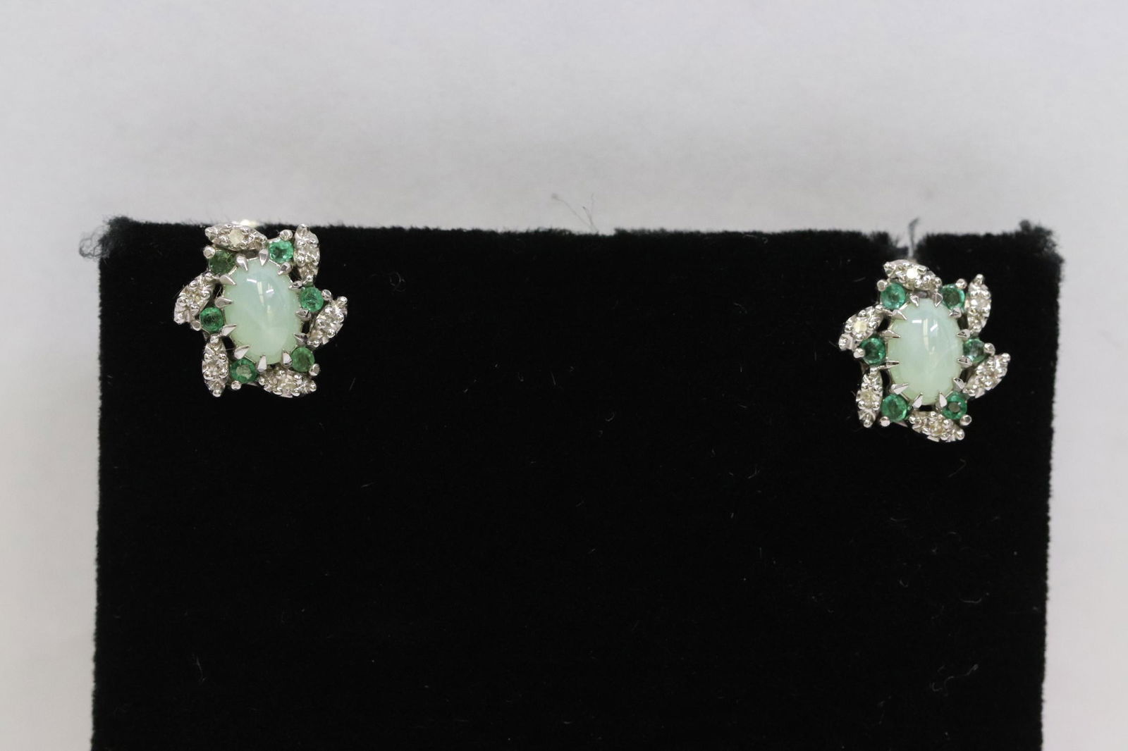 Pr 14K earrings w/sapphire diamonds and emeralds (1 of 7)
