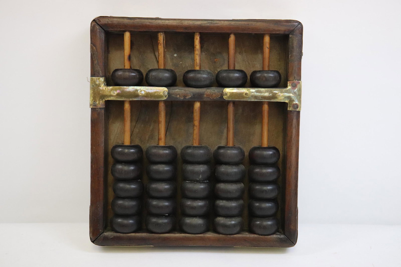 Antique rosewood abacus: Antique rosewood abacus, 6.75"x6.25"x1.25"