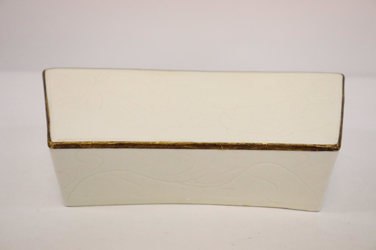 A Song style white porcelain pillow (1 of 10)