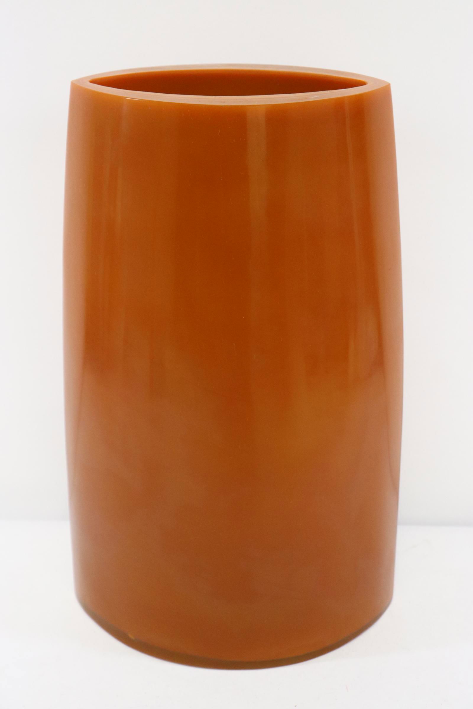 hand blown bright orange Peking glass vase by Robert: A beautiful hand blown bright orange Peking glass vase by Robert Kuo, 13.7"Hx8.5"x5.9"