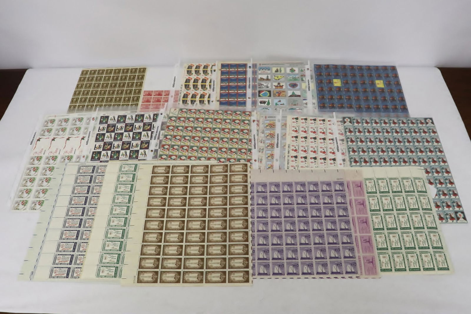 Misc. US commemorative stamps (1 of 9)