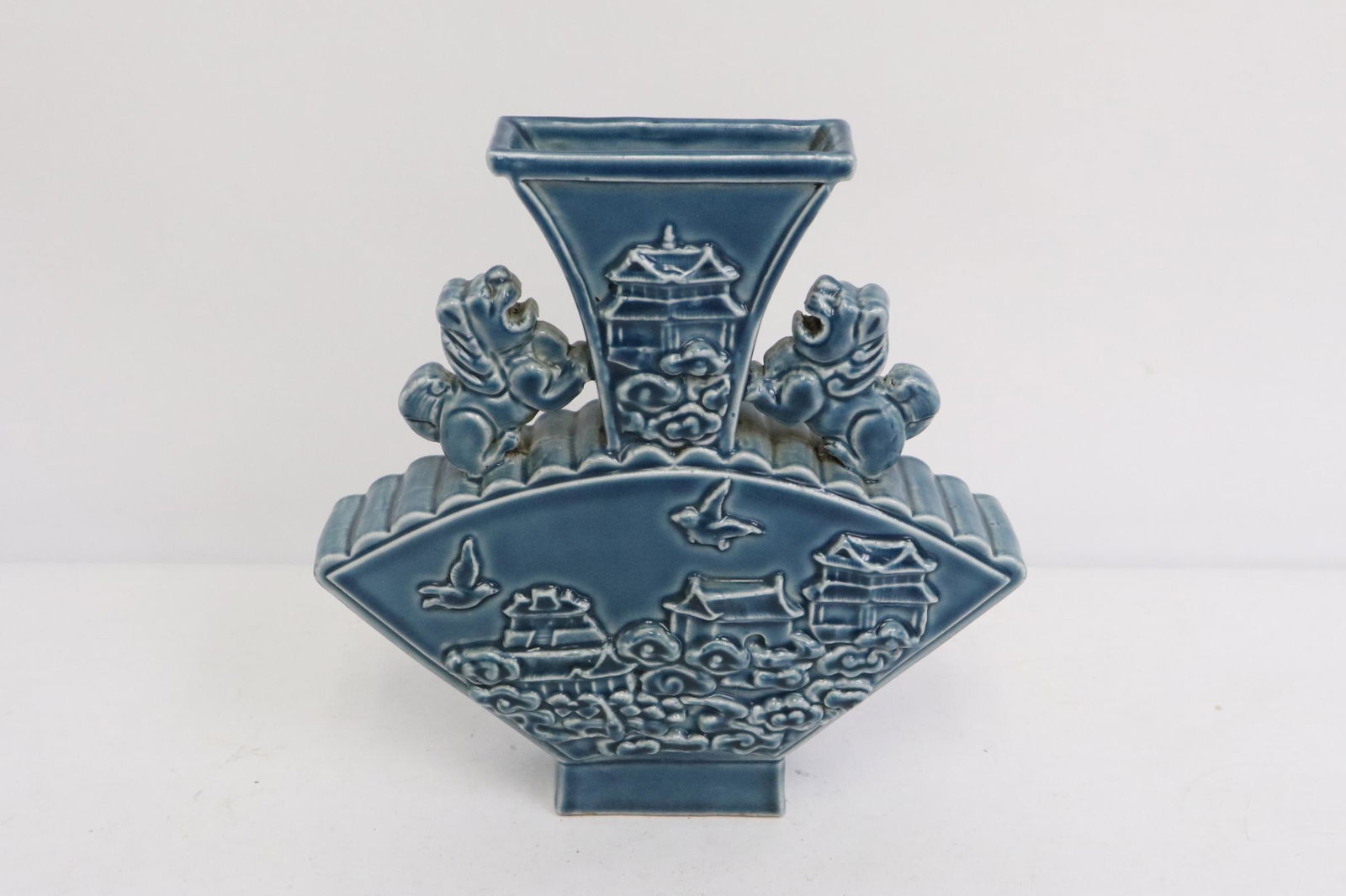 Chinese blue glazed porcelain flask (1 of 9)