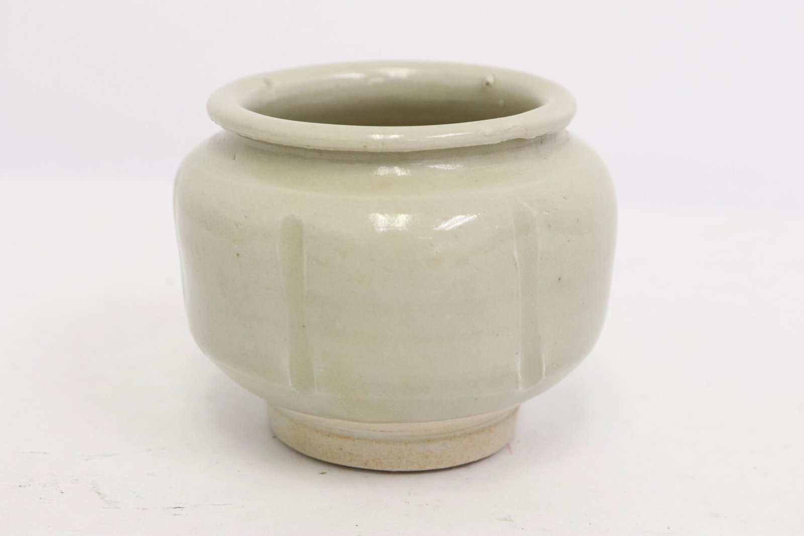 Small Song style jar: Small Song style jar, 2.35"Hx3"dia