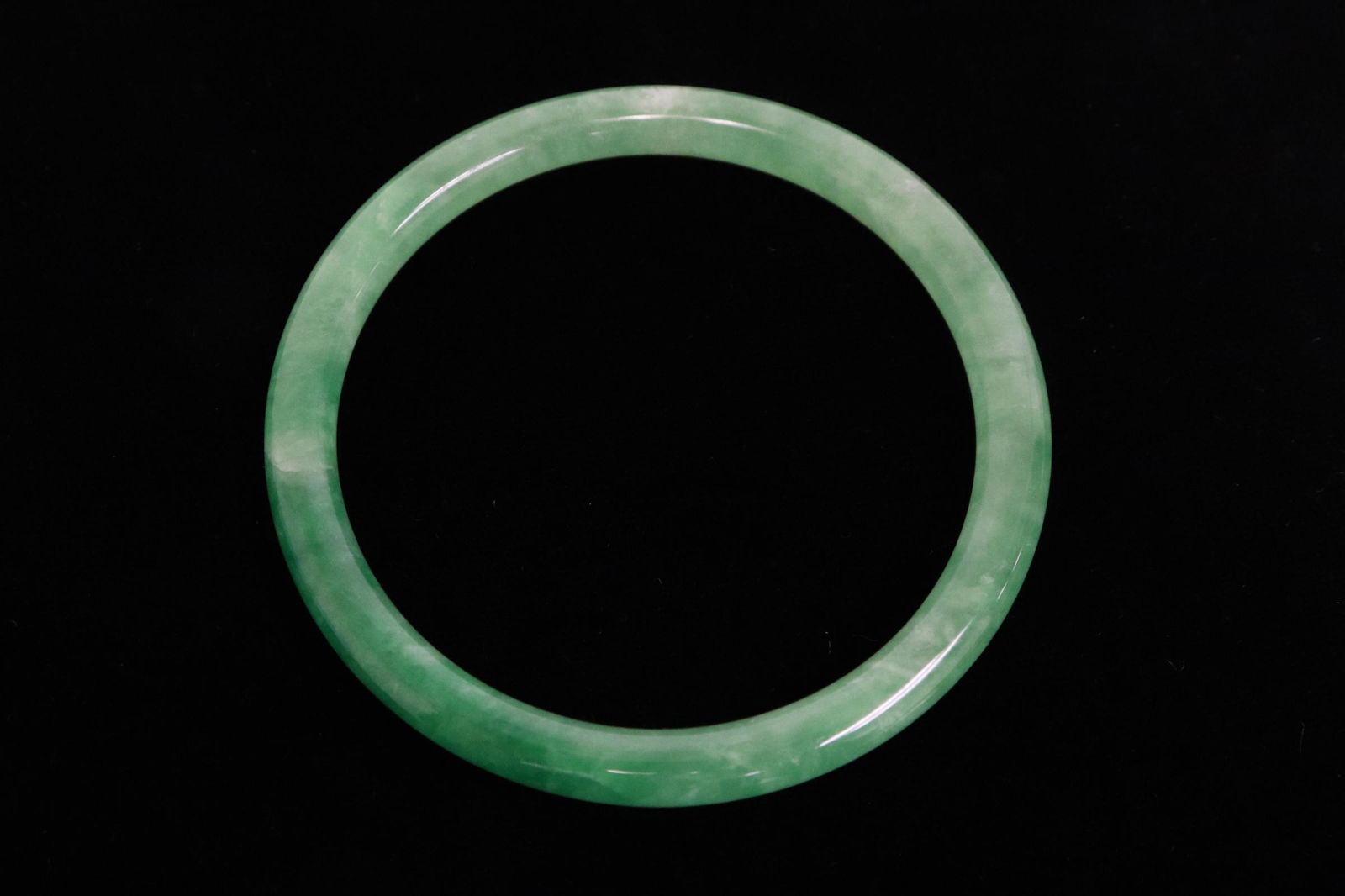 Chinese jadeite like bangle (1 of 10)