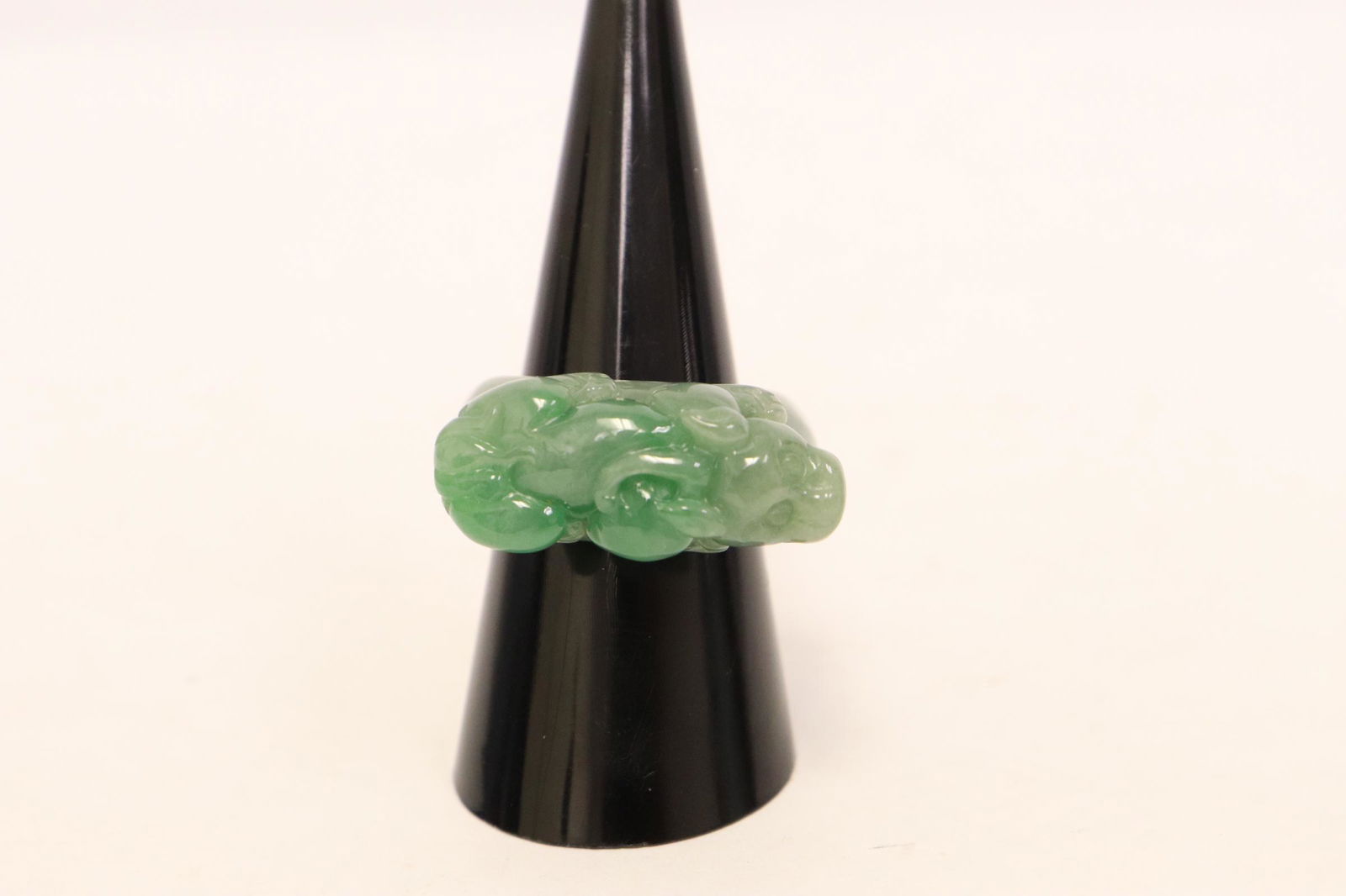 A fine jadeite bangle ring (1 of 12)