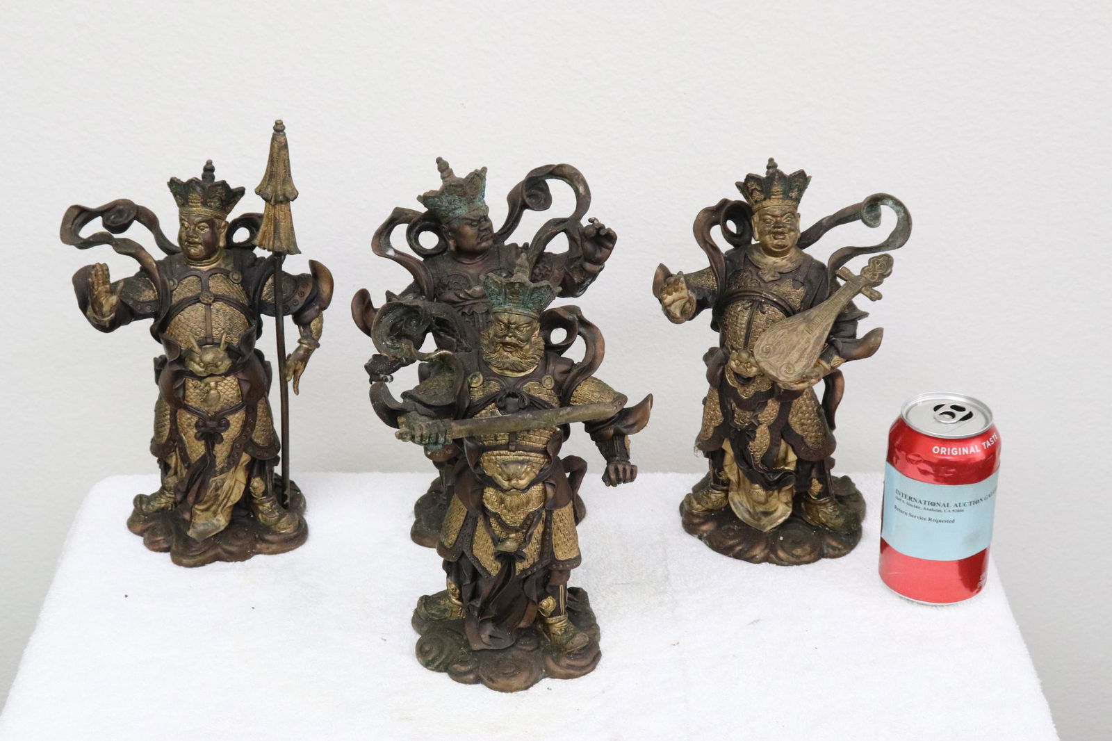 4 Chinese bronze sculpture of warriors (1 of 9)