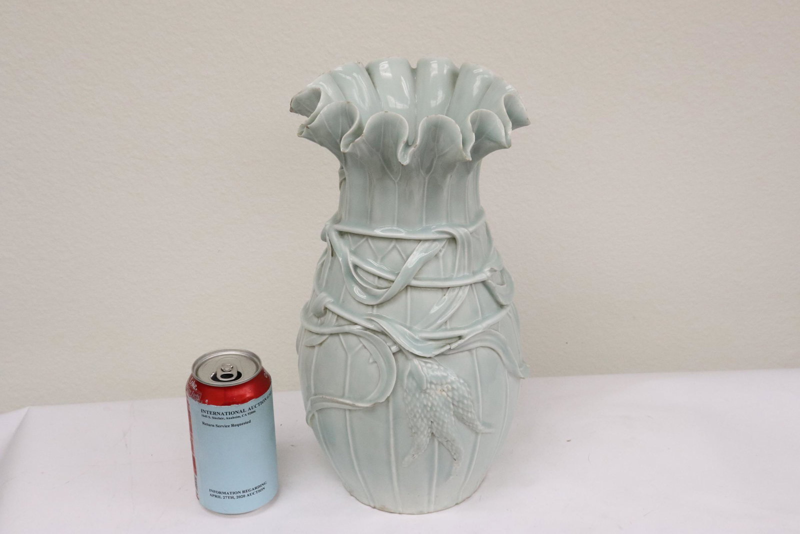 Chinese light celadon vase (1 of 10)