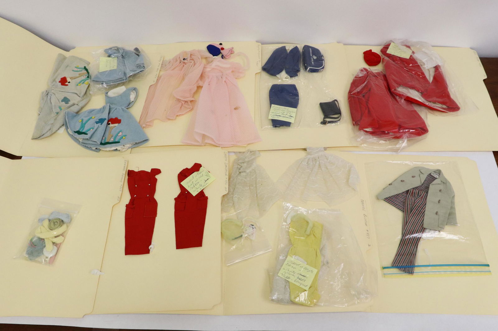 Lot of 60's Barbie/ Skipper clothing: Lot of 60's Barbie/ Skipper clothing