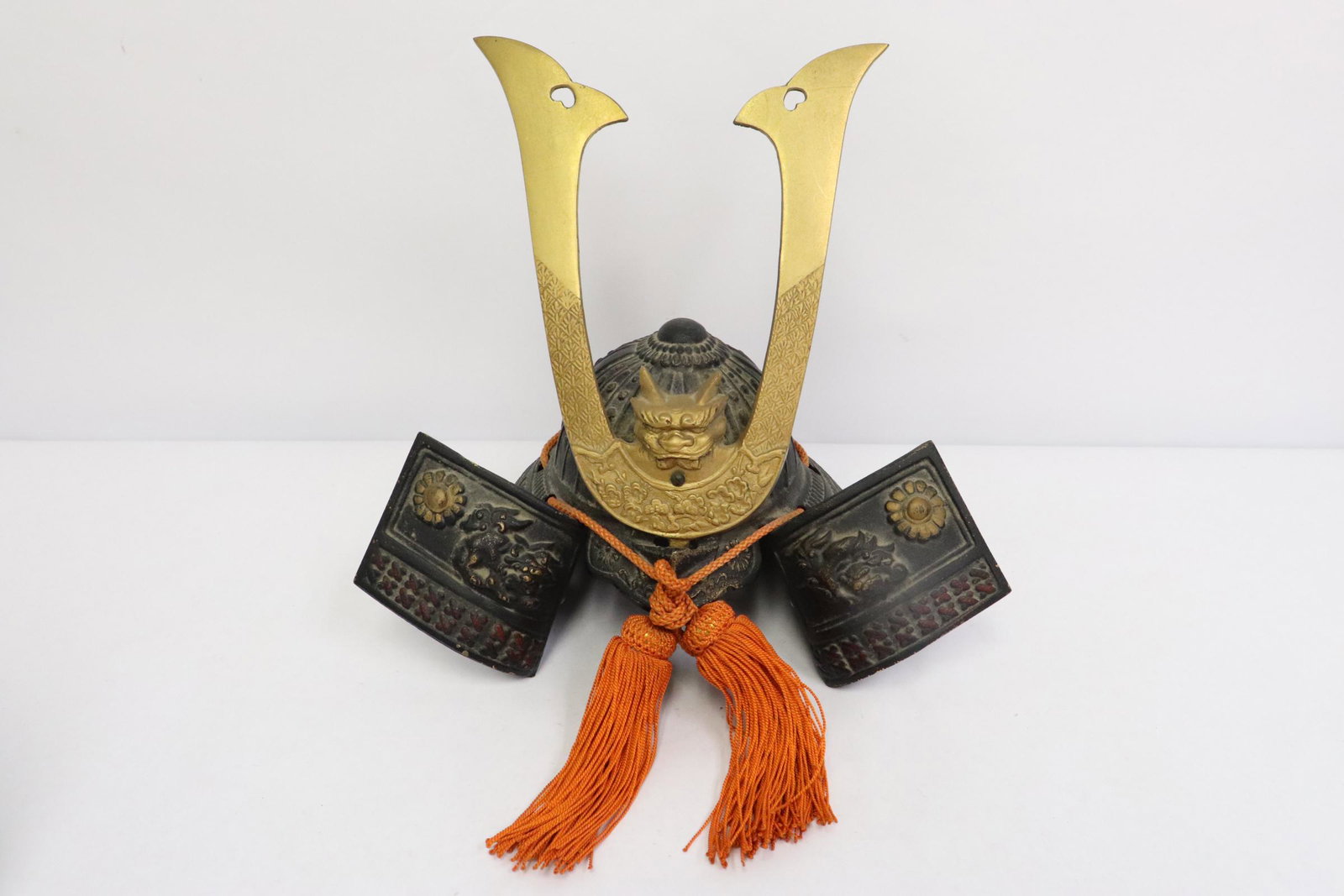 Imitation Japanese cast iron helmet (1 of 10)